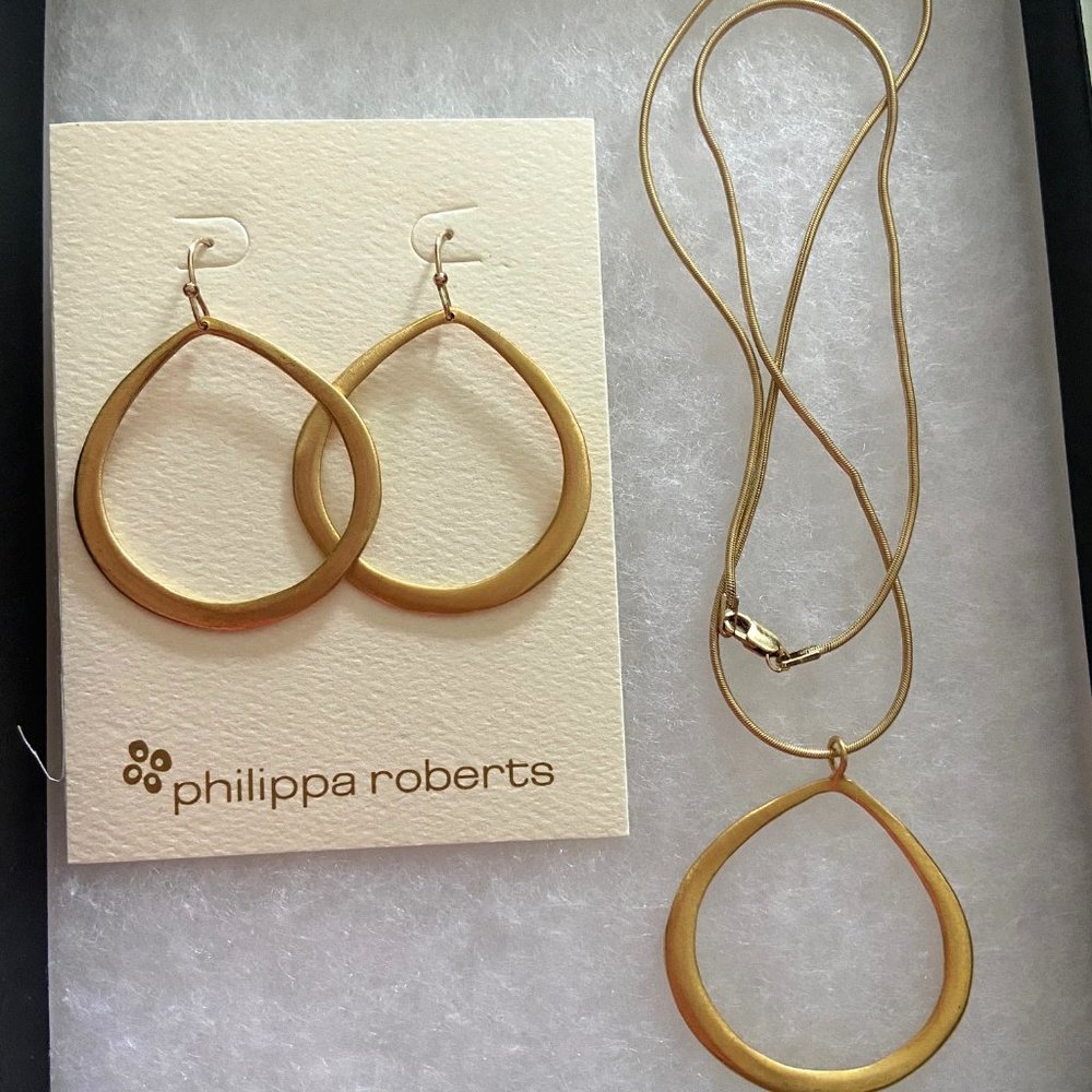 Earrings and Necklace Set by phillipparobertsjewelry.com